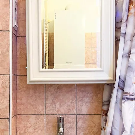 Akacfa Lägenhet